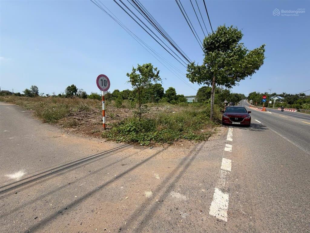 Lô góc 2 mặt tiền  mặt tiền kinh doanh  bình ba đá bạc  xã nghĩa thành, tp. hcm  giá chỉ 3,2 tỷ
