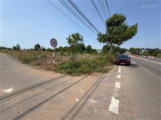 Lô góc 2 mặt tiền  mặt tiền kinh doanh  đình bà đá bạc  xã nghĩa thành, tp.hcm  giá chỉ 3,2 tỷ