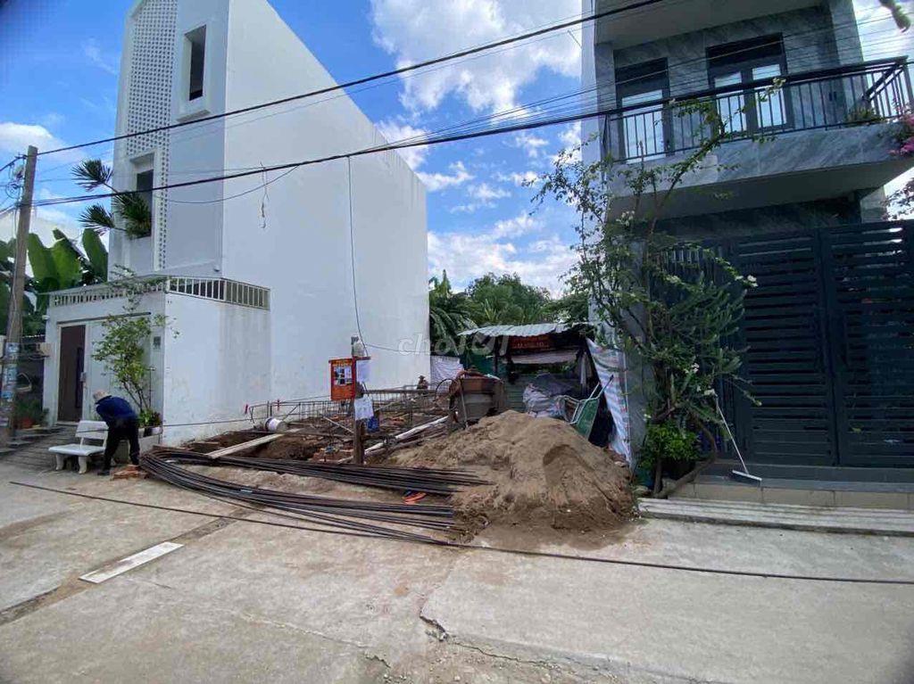 bán đất 1/ bưng ông thoàn, phú hữu quận 9