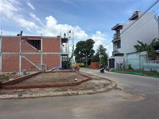 lô góc 80m2 trục 10m kdc samsung village hẻm 200 Bưng Ông Thoàn
