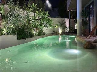 Cho thuê siêu villa luxury mới 100% có hồ bơi & thang máy (sát võ văn kiệt)