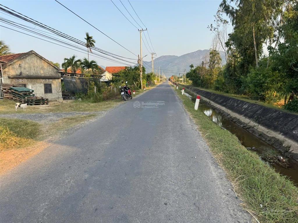 Chính chủ bán nhanh lô đất mặt tiền dt7, ninh thọ, ninh hoà.