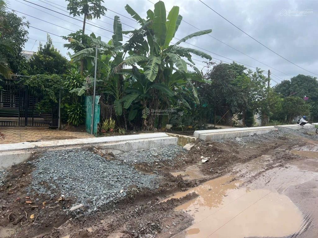 Bán đất tại xã tân khai, 1,35 tỷ, 288 m2, giá siêu hời, nhiều tiện ích