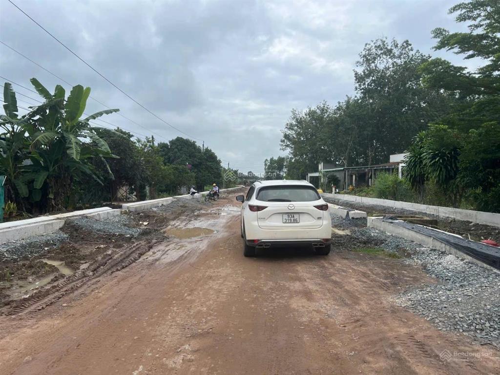 Bán đất tại xã tân khai, 1,35 tỷ, 288 m2, giá siêu hời, nhiều tiện ích