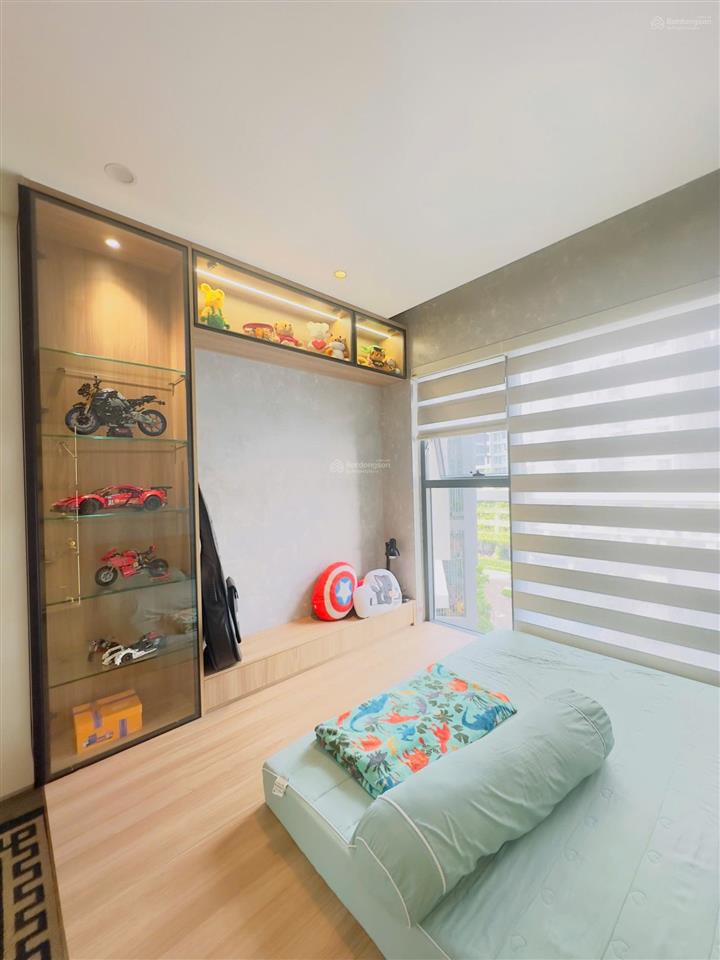 Hàng hiếm, bán/cho thuê căn hộ 2 view, 3pn + kho, dt 135m2, khu diamond brilliant, celadon city!