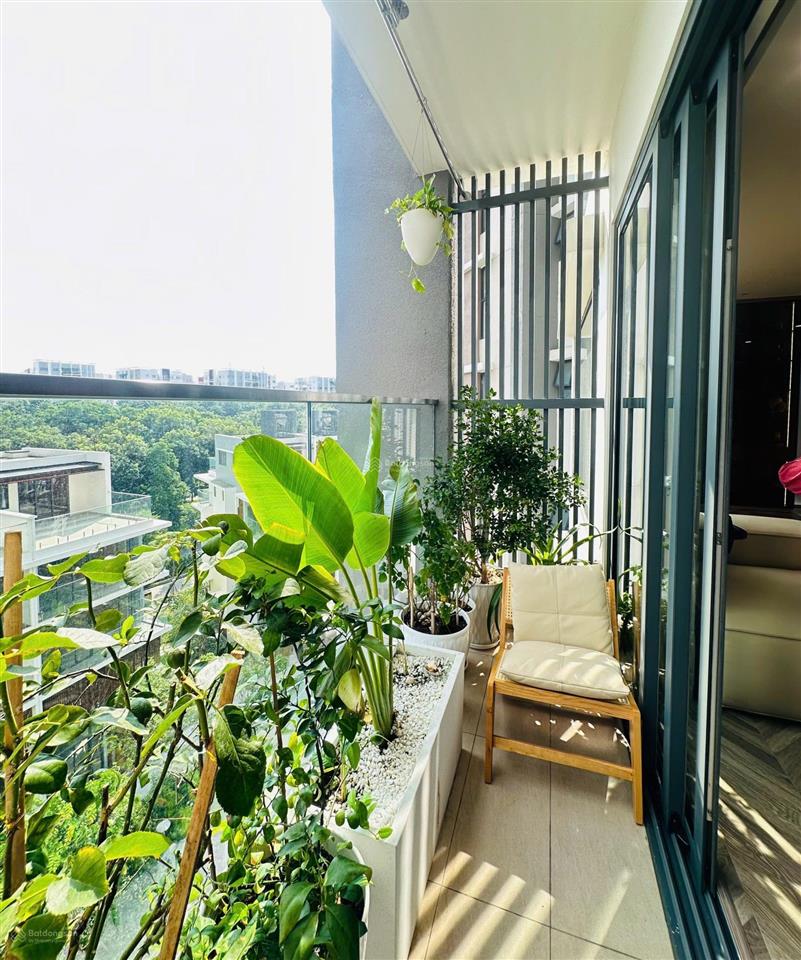 Hàng hiếm, bán/cho thuê căn hộ 2 view, 3pn + kho, dt 135m2, khu diamond brilliant, celadon city!