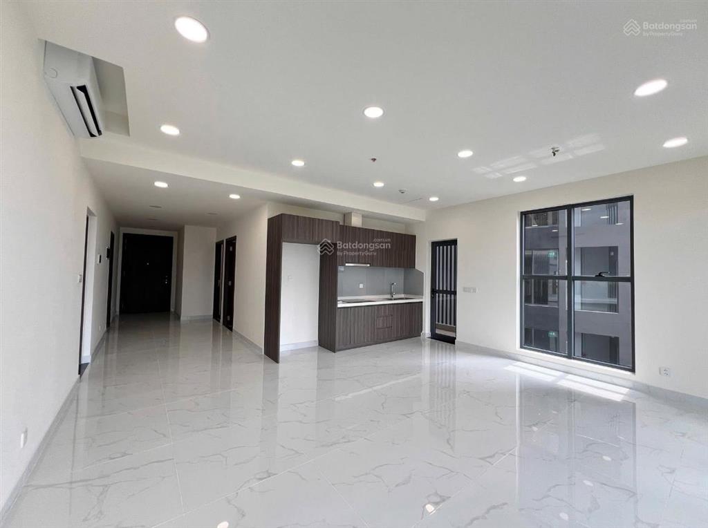 Bán căn 3pn 3wc, dt 121m2 diamond centery celadon city, giá 10.2tỷ, trả nhanh