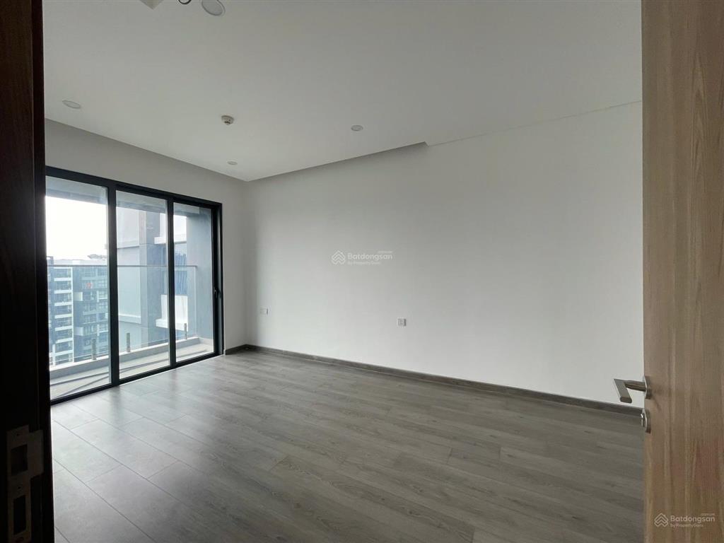 Hàng hiếm, căn 3pn, dt 117m2, alnata plus, tầng cao, ban công dài, giá tl!