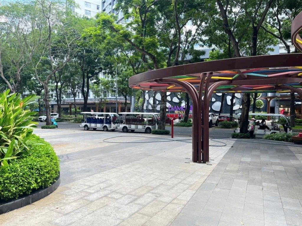 Shophouse celadon, căn góc ngay thác nước  535.5m2  rõ ràng lợi nhuận 5 tỷ. hỗ trợ trả dãn 5 năm!