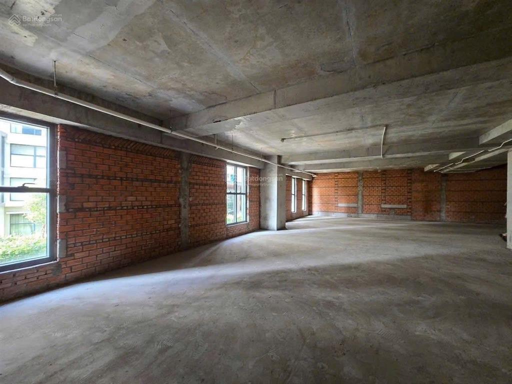 Shophouse celadon, căn góc ngay thác nước  535.5m2  rõ ràng lợi nhuận 5 tỷ. hỗ trợ trả dãn 5 năm!