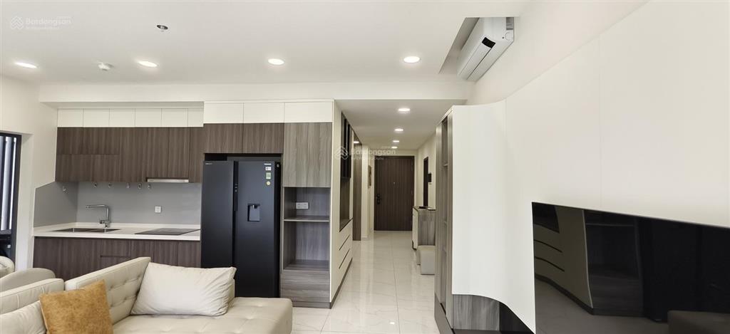 {new listing} căn hộ 3pn, full nội thất như hình, dt 121m2, ban công dài, centery, giá thuê 28tr!!