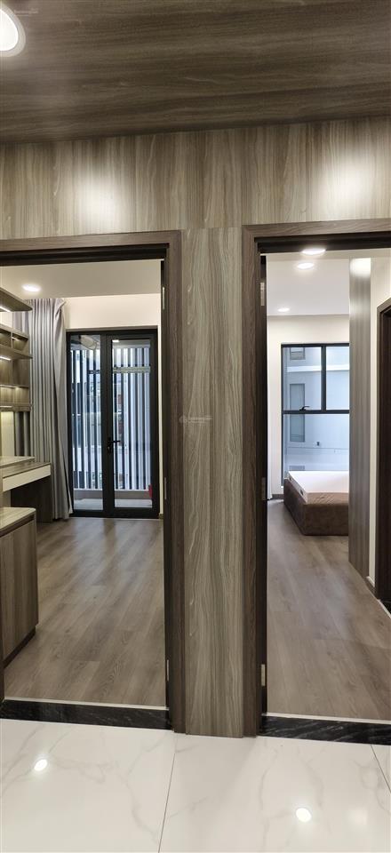 {new listing} căn hộ 3pn, full nội thất như hình, dt 121m2, ban công dài, centery, giá thuê 28tr!!
