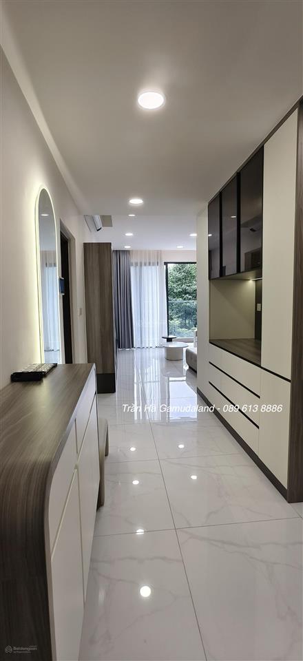 {new listing} căn hộ 3pn, full nội thất như hình, dt 121m2, ban công dài, centery, giá thuê 28tr!!