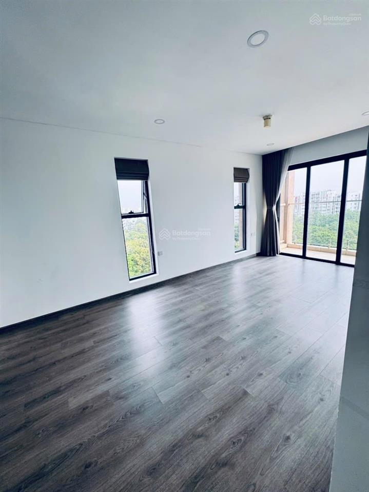Bán giá tốt, căn 3pn, dt 141m2, khu diamond brilliant, hàng hiếm, giá bán 9.8tỷ tl, sổ sẵn