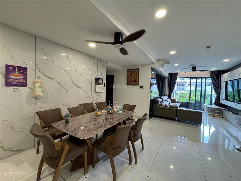 Bán giá tốt, căn 3pn, dt 141m2, khu diamond brilliant, hàng hiếm, giá bán 9.8tỷ tl, sổ sẵn