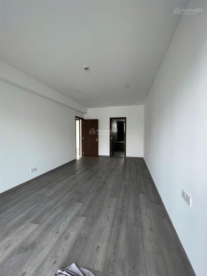 Căn hộ celadon, 3pn+ 1, dt 131m2, căn góc 2 view, loại hiếm, khu brilliant, lkế aeonmall.  em hà