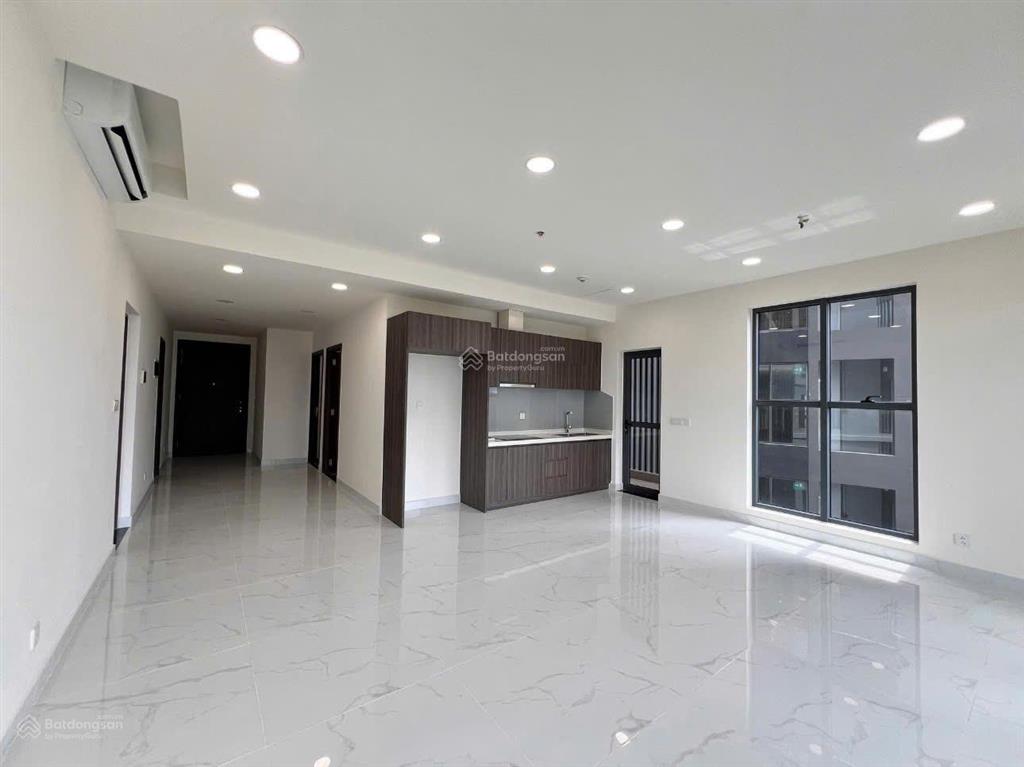 Hàng ngộp diamond centery, 3pn view công viên trả 3 năm, bán 9.9 tỷ full   0896 138 ***