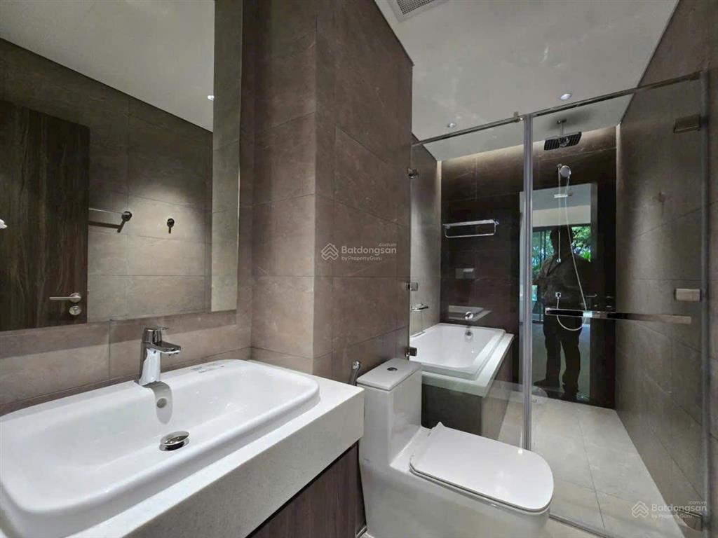 Hàng ngộp diamond centery, 3pn view công viên trả 3 năm, bán 9.9 tỷ full   0896 138 ***