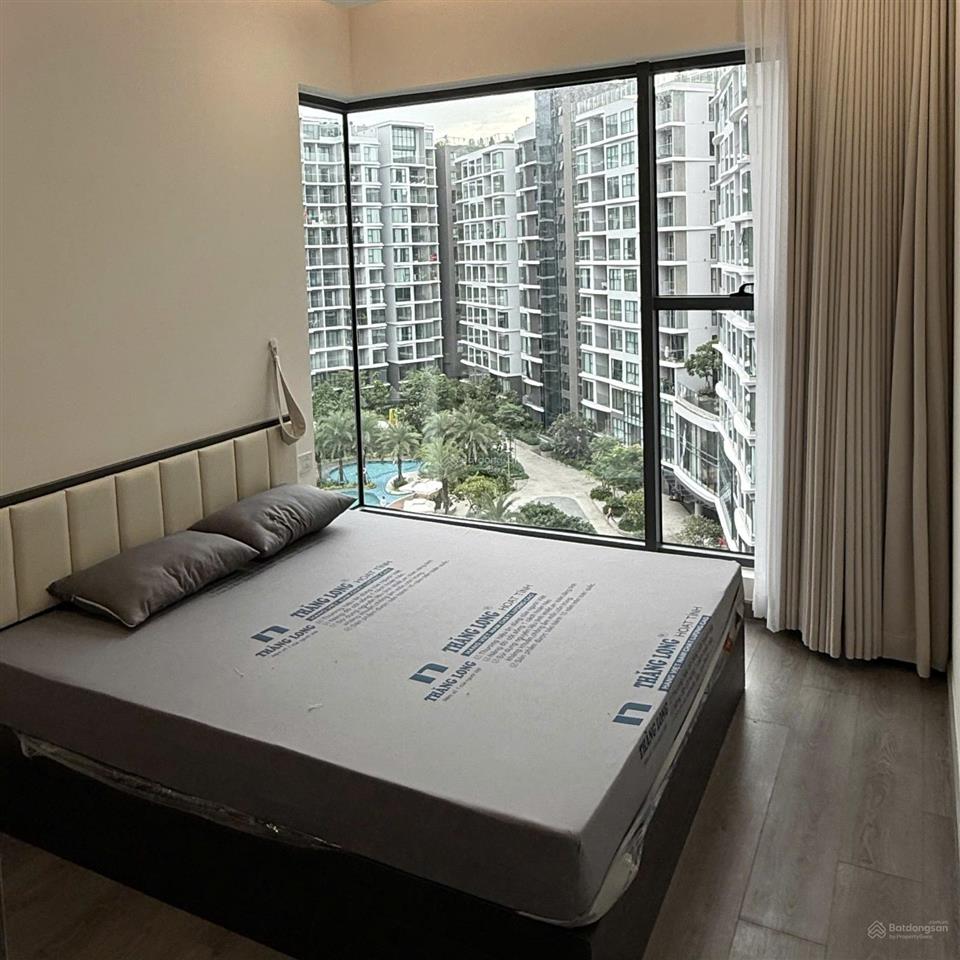 Forrent diamond centery full nt cao cấp  3pn 3wc bao gồm ô xe 30tr/tháng