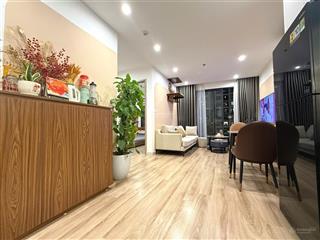 Bán gấp căn hộ 2pn 55m2 3.4 tỷ, full nội thất vinhomes oceanpark