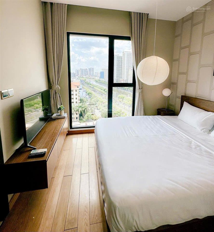 Bóc túi mù giá chỉ 7,5 tỷ cho căn 2 pn view trực diện sông sài gòn, chủ ngộp lắm rồi ạ