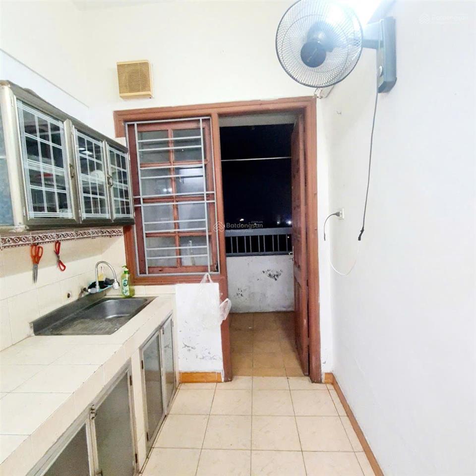 Chính chủ bán chung cư bán đảo linh đàm  view hồ đẹp