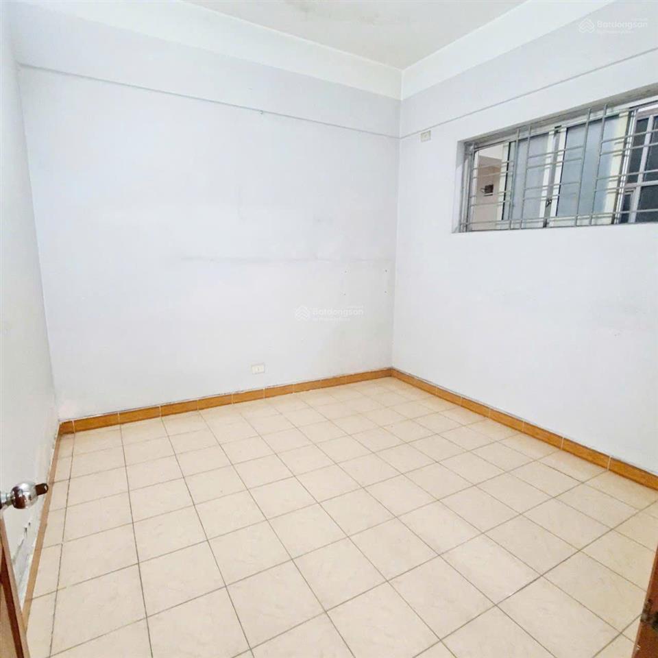 Chính chủ bán chung cư bán đảo linh đàm  view hồ đẹp