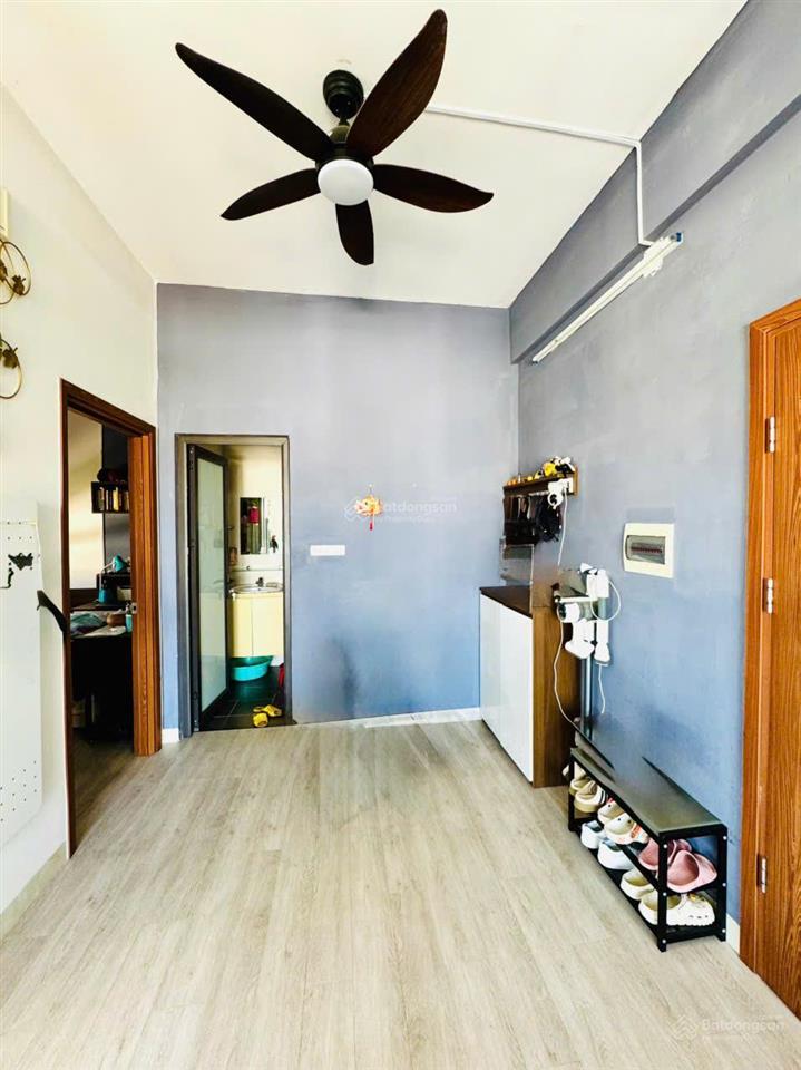 Bán căn góc thương mại chung cư ssh09, kđt hà quang 1, dt 42m2, sổ hồng công chứng ngay. giá 2,6 tỷ