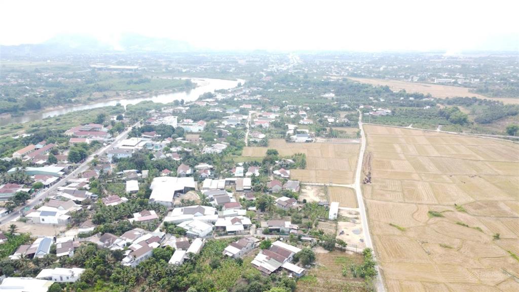 Đất thổ cư trung tâm xã diên thọ, khánh hoà. dt 103m2 thổ cư. gần cụm cn vcn diên thọ. giá 690tr