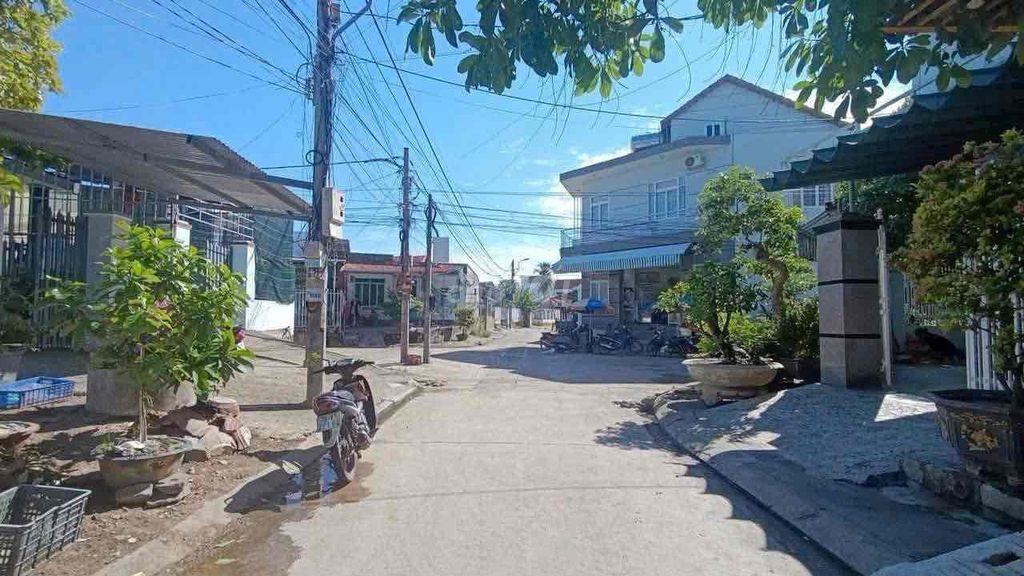TT145 Bán đất tặng nhà cấp 4 đường oto Thị Trấn Diên Khánh