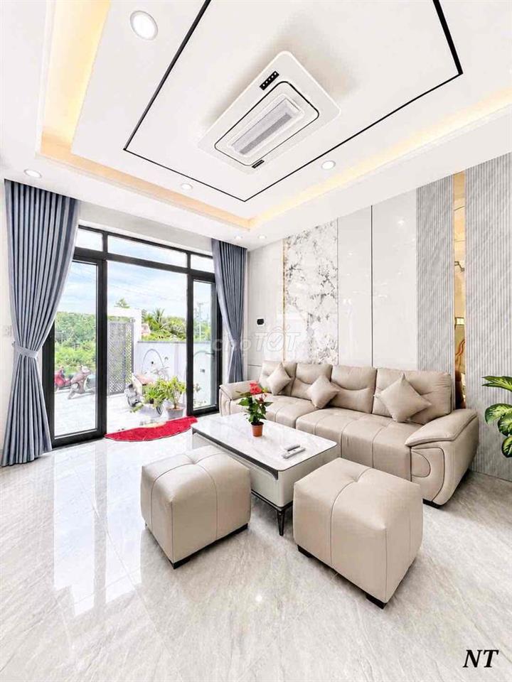 DT86 Bán nhà 2 tầng hẻm thôn Đông Dinh xã Diên Toàn cũ