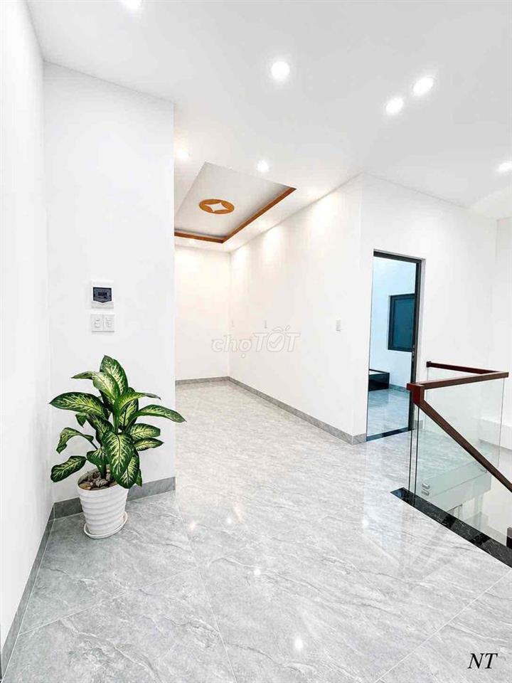 DT86 Bán nhà 2 tầng hẻm thôn Đông Dinh xã Diên Toàn cũ