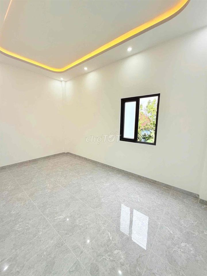 VPU90 Bán nhà 2 tầng hẻm oto thôn Đông Vĩnh Phương