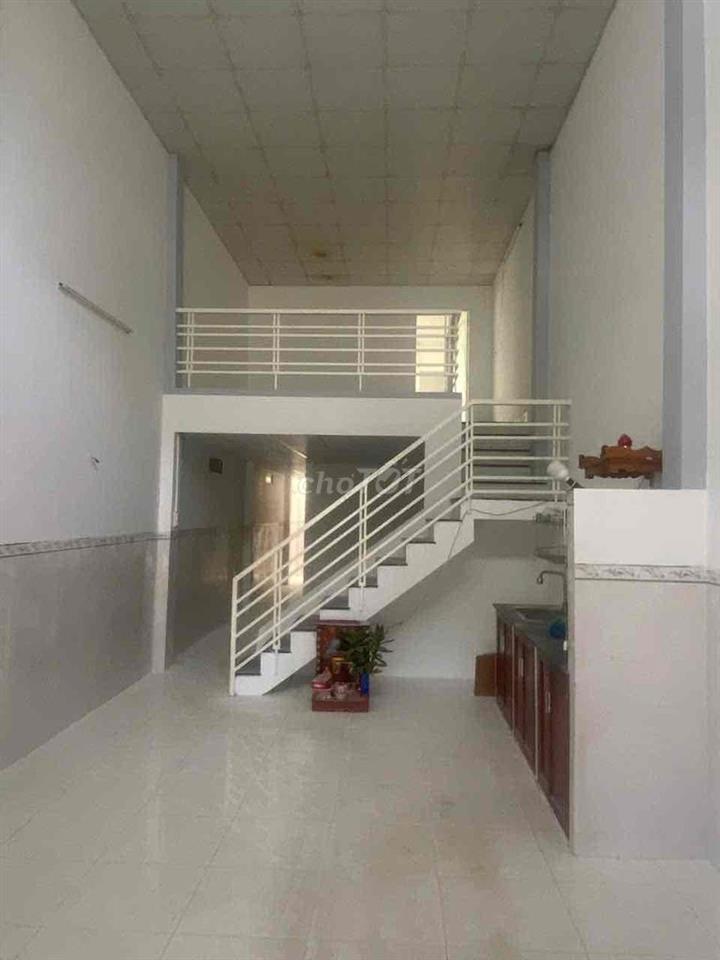 Cho thuê nhà mặt tiền đường Phong Châu TĐC Đất Lành Vĩnh Thái