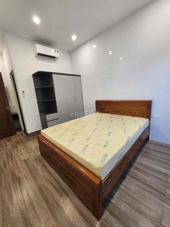 Cho thuê nhà mặt tiền đường Nguyễn Chích - Vĩnh Hòa
