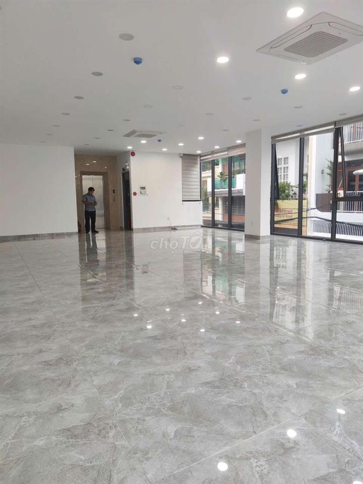 Cho thuê tòa nhà mới xây phường 25 Bình Thạnh