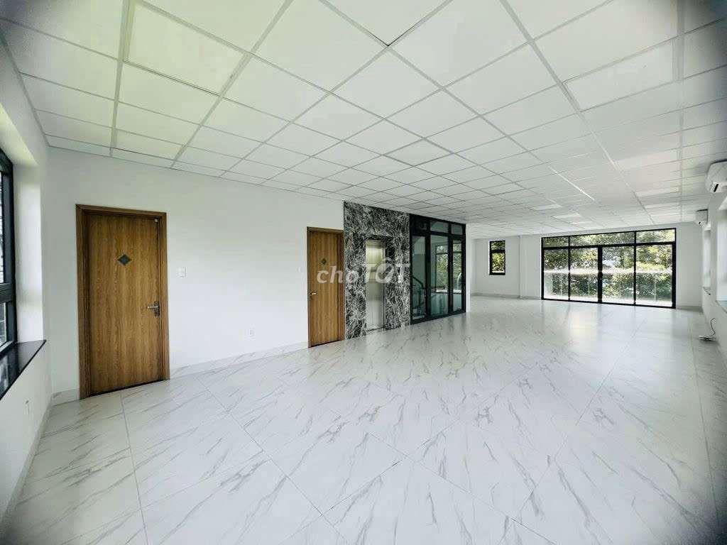 Mặt tiền Trần Huy Liệu dtsd 1000m2