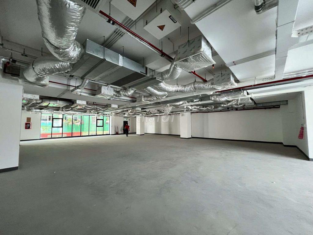 Tòa văn phòng góc 2 mặt tiền Nguyễn Văn Kỉnh 
