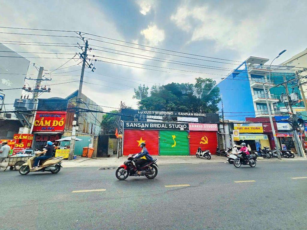 1000m2 mặt tiền Nguyễn Xí ngang 15m