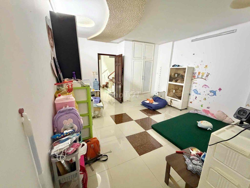 Nhà ở gđ gò vấp trung tâm ko ngập, hẻm xe hơi