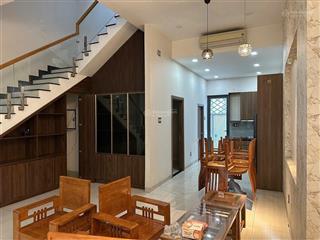 Cho thuê nhà phố tmdv phú mỹ, thủ dầu một, p.bình dương 1 trệt 2 lầu dt 6x17 3pn  4wc có nội thất