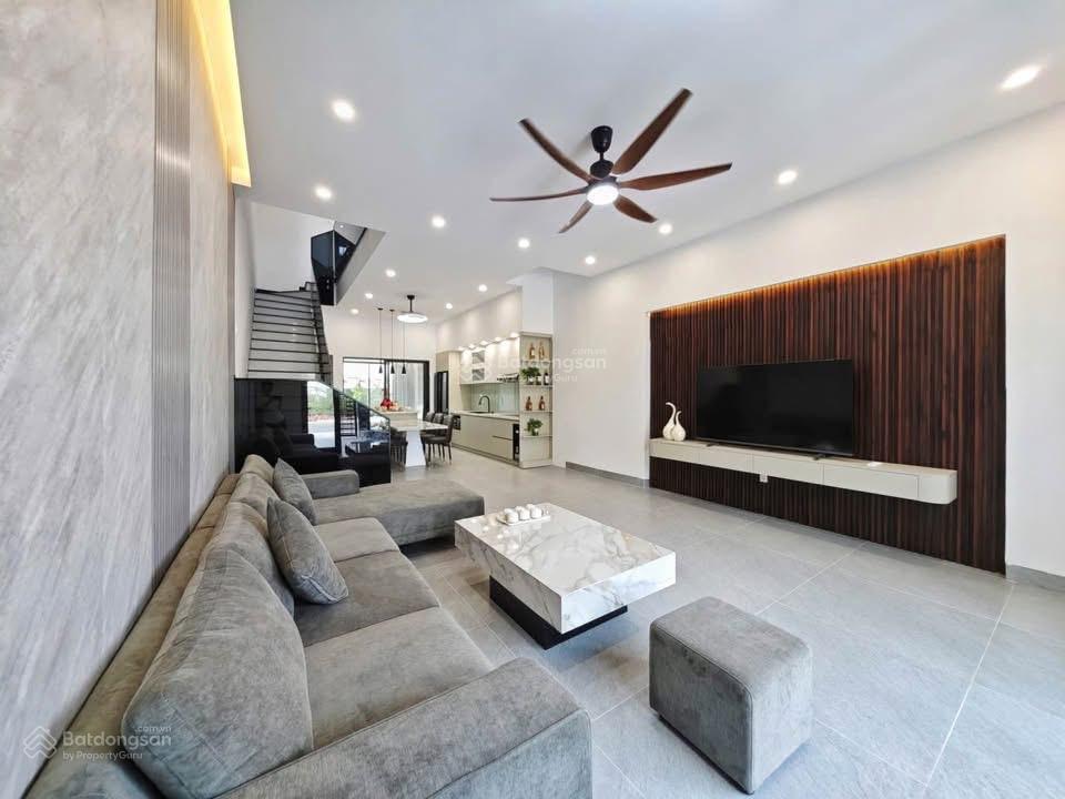 Bán nhà 2 tầng 1 tum đường đặng văn chung ngũ hành sơn, đà nẵng