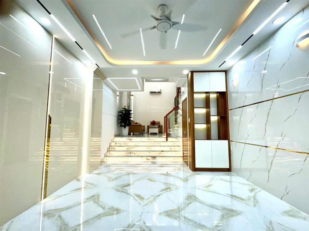 Nhà mới 5 tầng full nội thất hương lộ 2 hẻm xe hơi 8m, gần ngã tư bốn xã,dt  60m2, giá tốt 7,8 tỷ