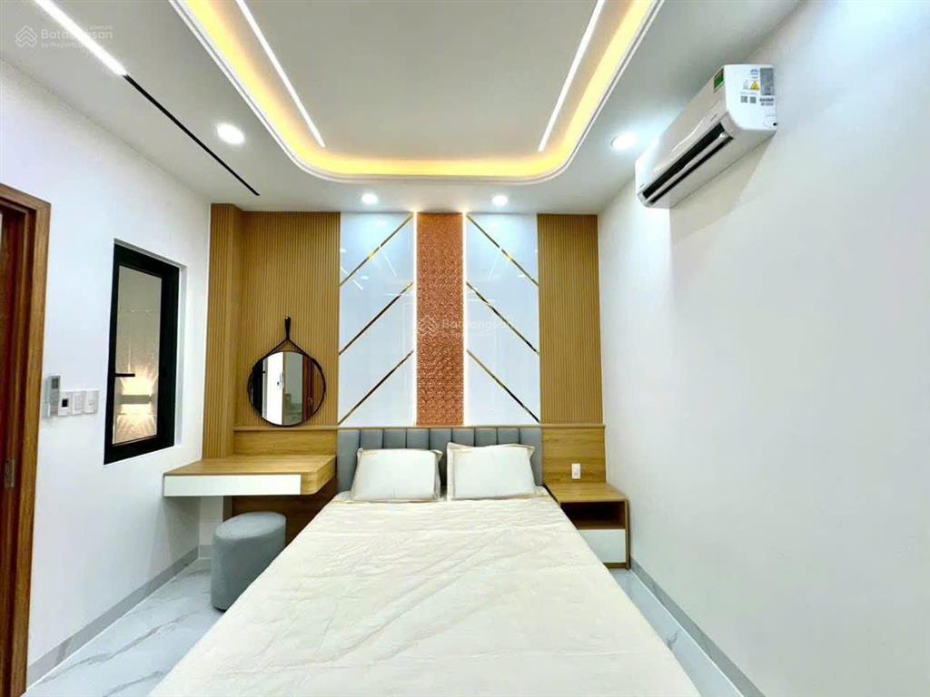 Nhà mới 5 tầng full nội thất hương lộ 2 hẻm xe hơi 8m, gần ngã tư bốn xã,dt  60m2, giá tốt 7,8 tỷ