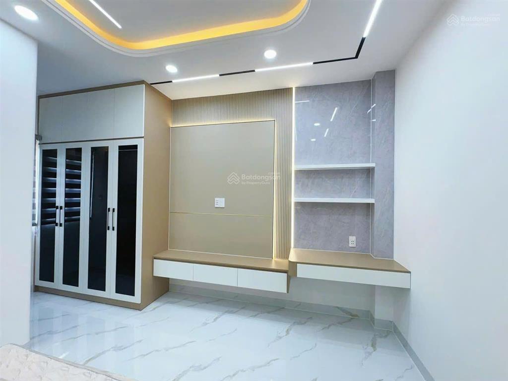 Nhà mới 5 tầng full nội thất hương lộ 2 hẻm xe hơi 8m, gần ngã tư bốn xã,dt  60m2, giá tốt 7,8 tỷ