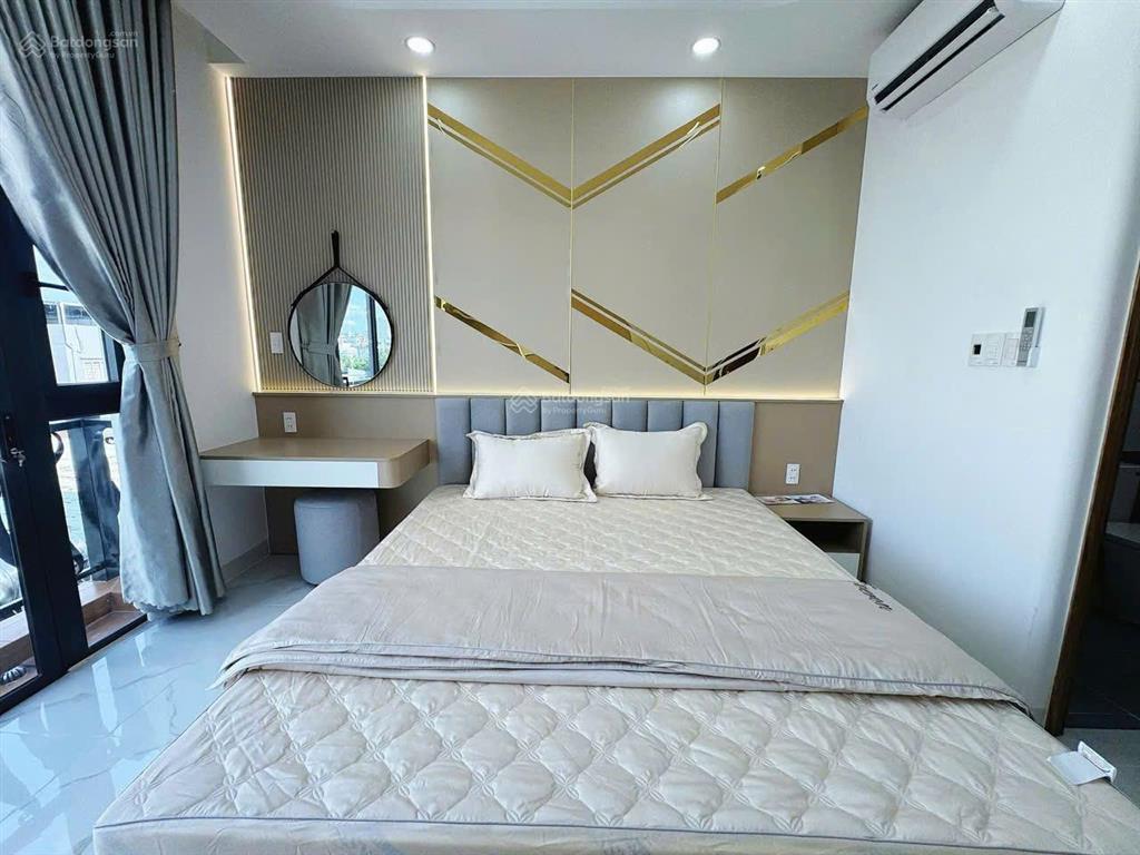 Nhà mới 5 tầng full nội thất hương lộ 2 hẻm xe hơi 8m, gần ngã tư bốn xã,dt  60m2, giá tốt 7,8 tỷ
