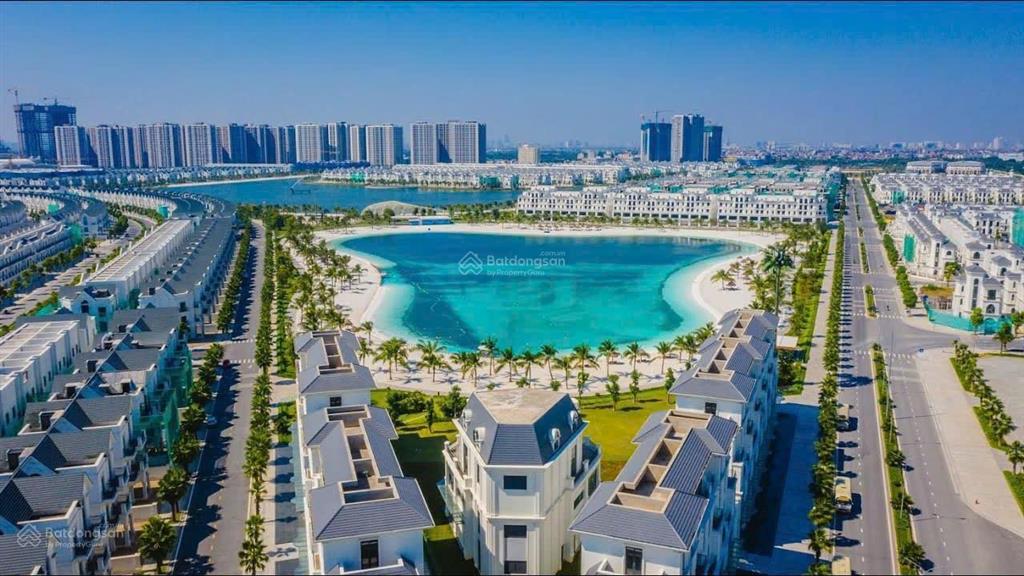 Cc bán lk áp góc sao biển 23 dt 67.5m2, hướng đb view vườn hoa full nội thất, 15.8tỷ,  0968 870 ***