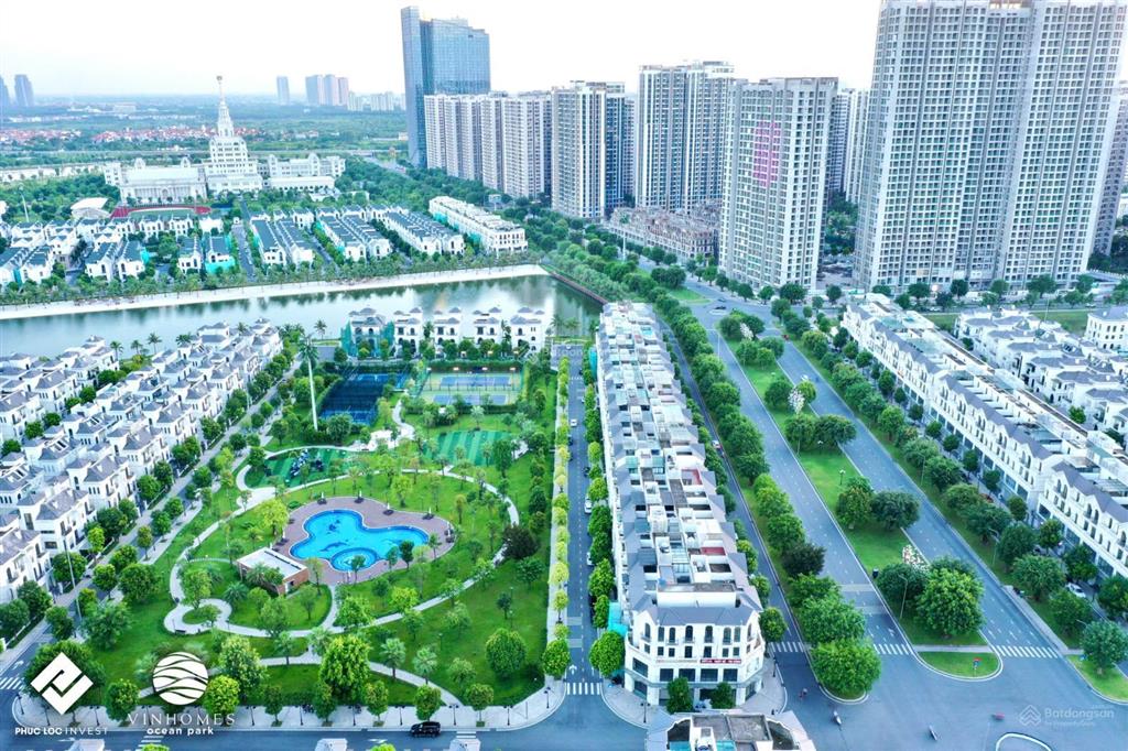 Cc bán lk áp góc sao biển 23, dt 67.5m2, hướng đb full nội thất view vườn hoa, 14,9tỷ, 0968 870 ***