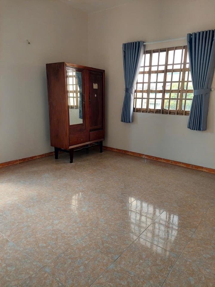 Chính chủ cho thuê nhà nguyên căn đường Kha Vạn Cân