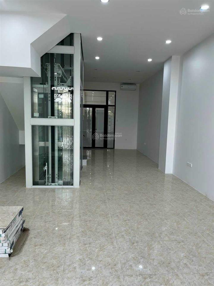 Chính chủ bán căn liền kề 5 tầng đã hoàn thiện đang cho thuê 33tr/th tại kdtm đại kim nguyễn xiển